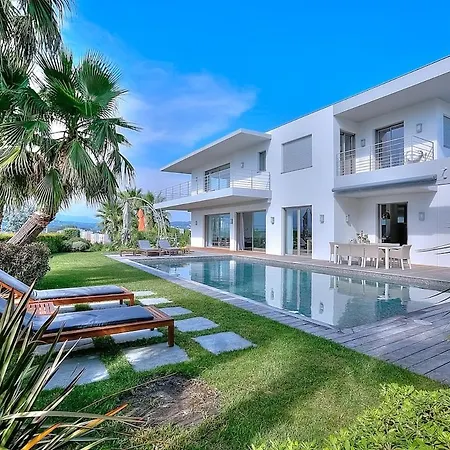Beautiful With 5 Bedrooms Binissafuller